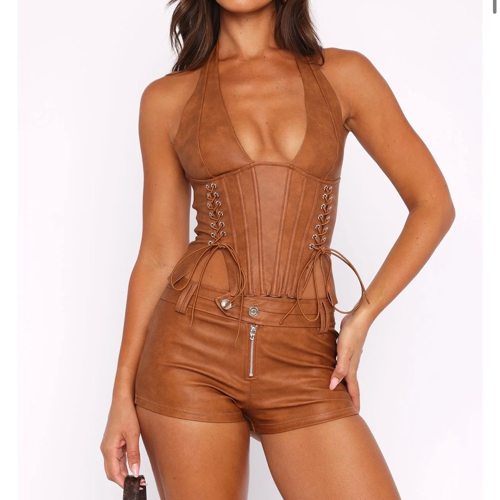 NEW w Tag White Fox Midnight Blues PU Booty shorts + Corset top Tan SET XS